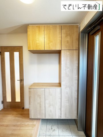 【玄関】 | 深谷市小前田　中古住宅   | 現地(2025年9月撮影)