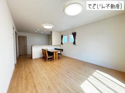 【居間・リビング】 | 深谷市小前田　中古住宅   | 現地(2025年9月撮影)