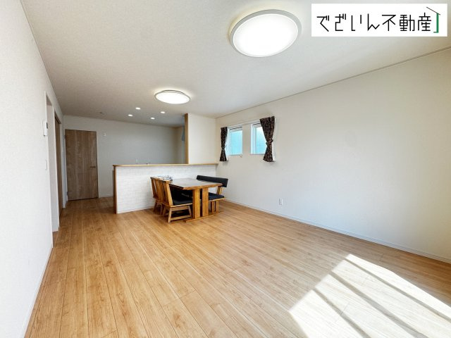 【居間・リビング】 | 深谷市小前田　中古住宅   | 現地(2025年9月撮影)