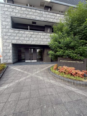 【エントランス】 | プレサンス梅田北ザ・ライブ