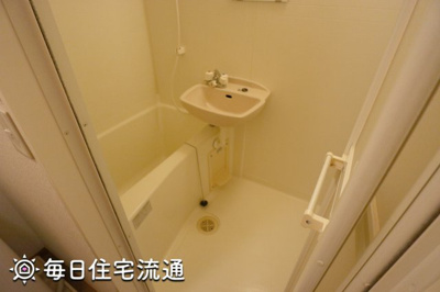 【浴室】 | リリオン