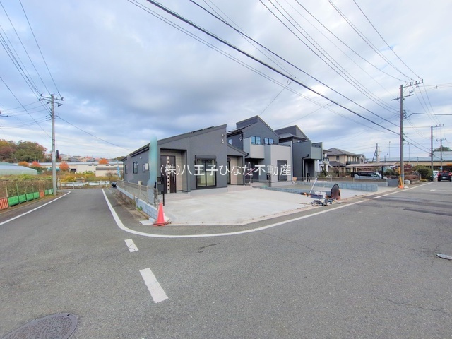 『八王子市新築戸建て』八王子市大谷町499【仲介手数料無料】　６期の前面道路含む現地写真|～仲介手数料無料☆八王子ひなた不動産～　八王子市大谷町　新築戸建て