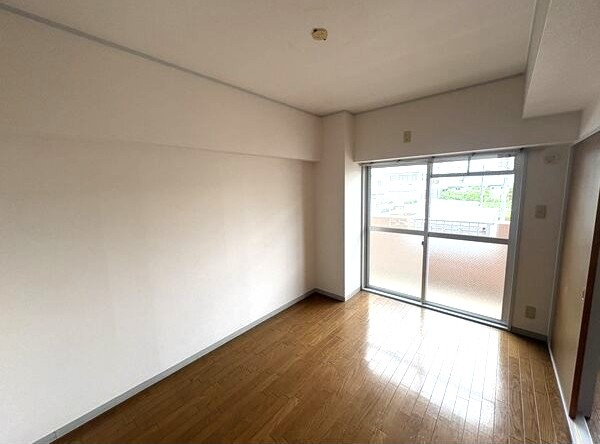 ヒルズ池場の寝室