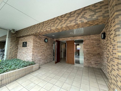 【エントランス】 | シーズガーデン日暮里パークウエスト | 建物の内部です