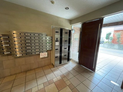 【ロビー】 | シーズガーデン日暮里パークウエスト | ゆとりのあるロビーです