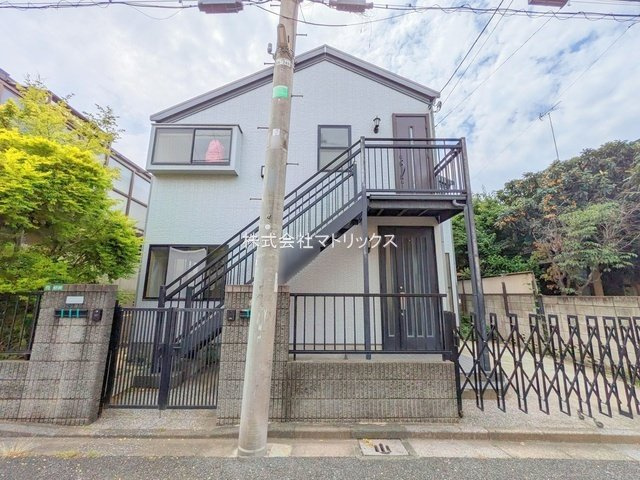 練馬区南大泉1丁目　二世帯利用可　快適リフォーム住宅の外観