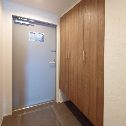 グランドメゾン朝比奈の玄関|玄関収納