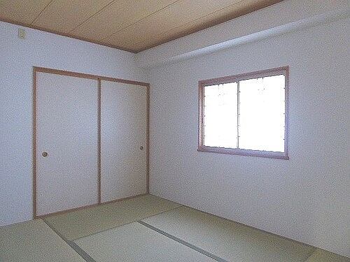 ライオンズマンション本川越駅前の寝室|和室約6.0畳　※2024年10月内装後撮影