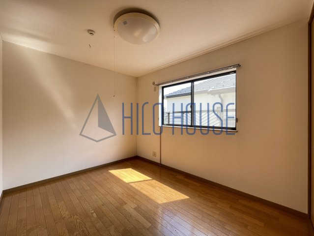 並木戸建の寝室