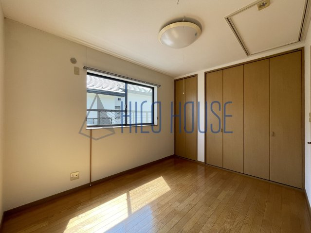 並木戸建の寝室