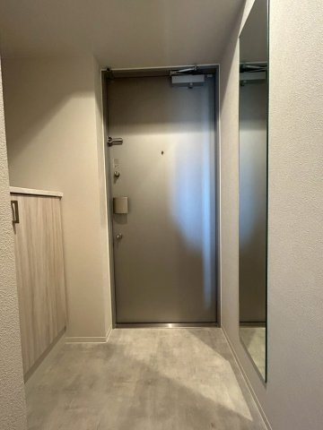 【玄関】 | ブランシエスタ天満