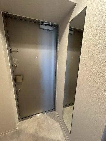 【玄関】 | ブランシエスタ天満