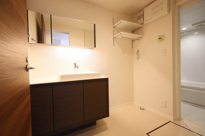 【洗面所】 | ベレオニシムラⅡ | 洗面台　洗濯機置き場