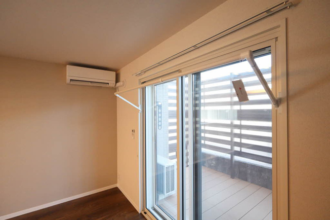 【設備】 | ベレオニシムラⅡ | エアコン　室内物干し