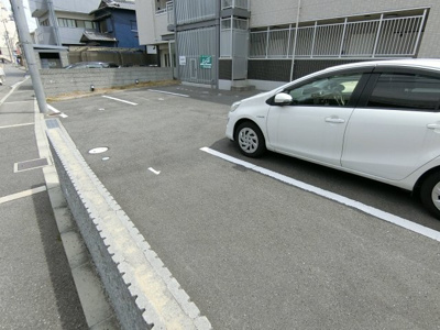 【駐車場】 | Feliz高石