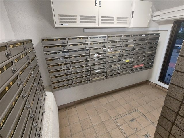 【設備】 | ガーデンシティ狭山弐号館 | 集合ポスト