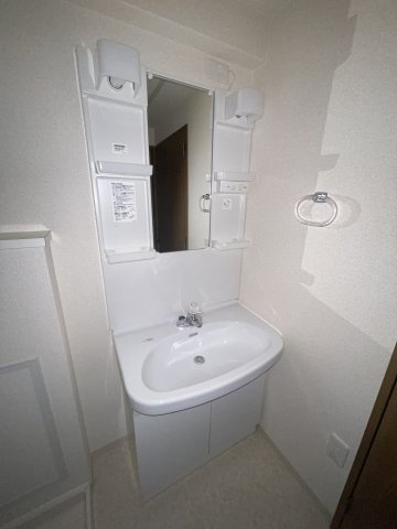 ルネシティ脇浜町２号棟の洗面所