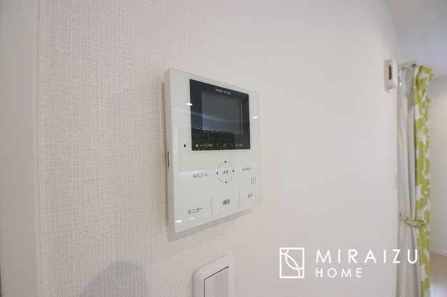 【防犯設備】 | 独立性のある住宅ですので、各居室それぞれ、テイストの違うお部屋インテリア造りをしても面白いかもしれませんね！