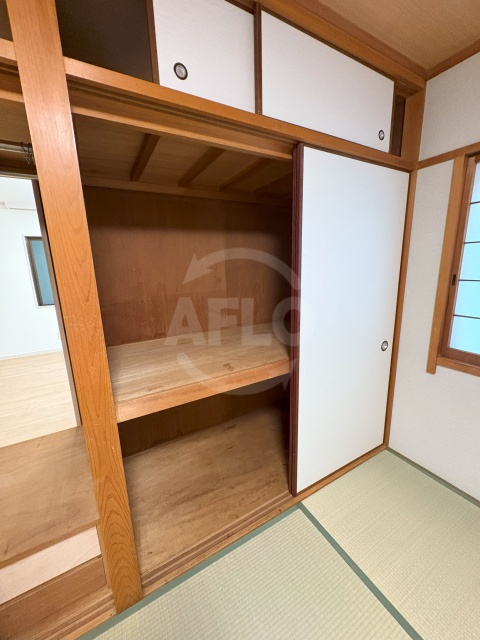 横山ビルの収納|横山ビル　押入れ