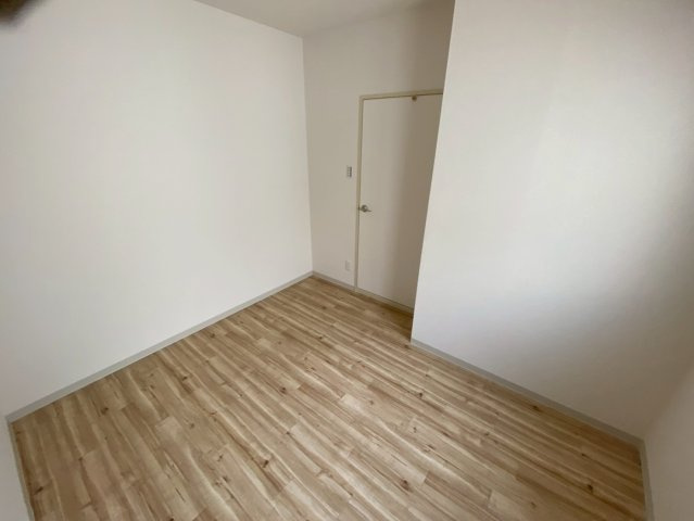 ユニーブル六甲南棟の内装