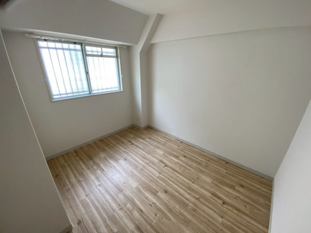 ユニーブル六甲南棟の居間・リビング