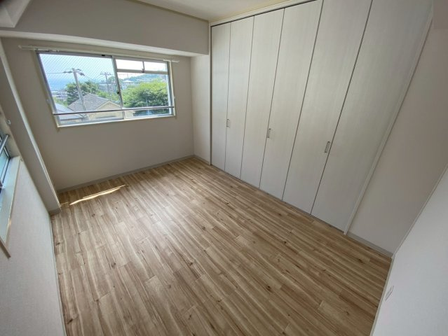 ユニーブル六甲南棟の居間・リビング