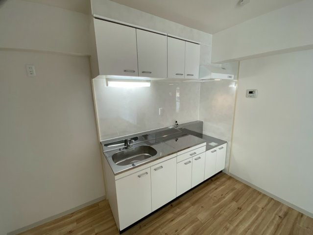 ユニーブル六甲南棟のキッチン