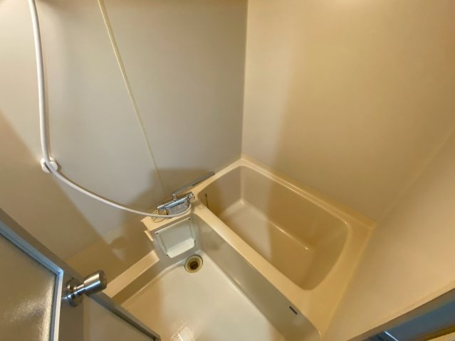 ユニーブル六甲南棟の浴室