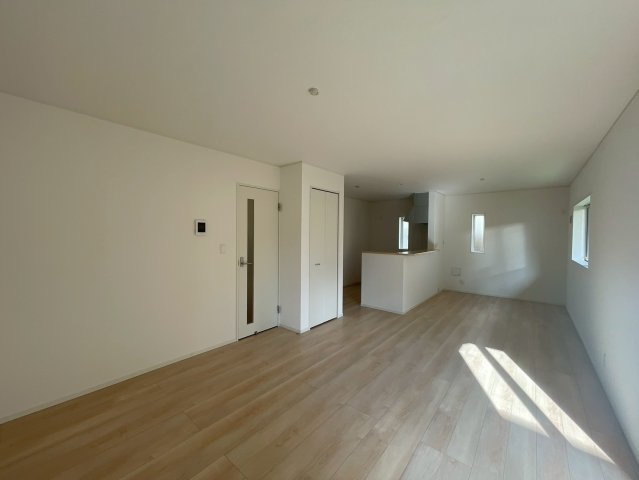 横浜市瀬谷区阿久和東3丁目　新築戸建【仲介手数料無料】カースペース2台