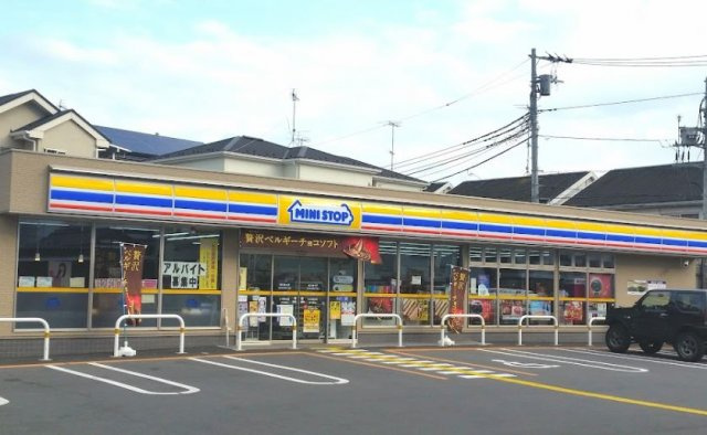 レオパレスＬｉｎｄｅｎｂａｕｍの周辺