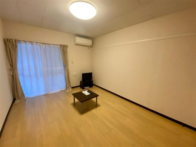 レオネクストサーマルの居間・リビング