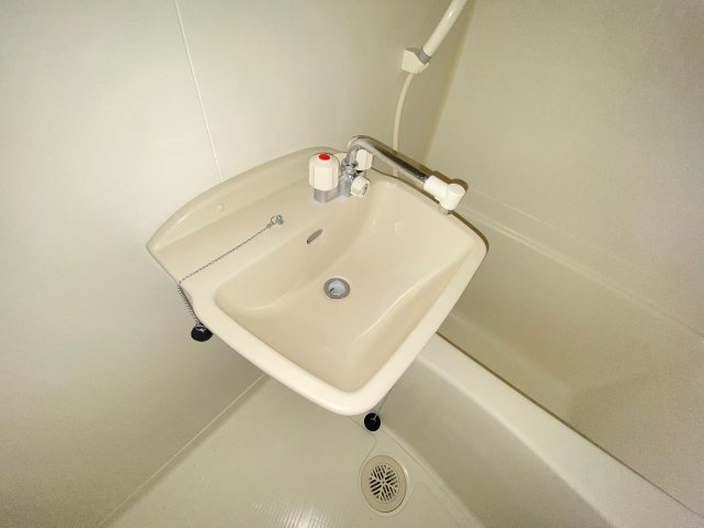 レオパレスチェロキーチーフの内装