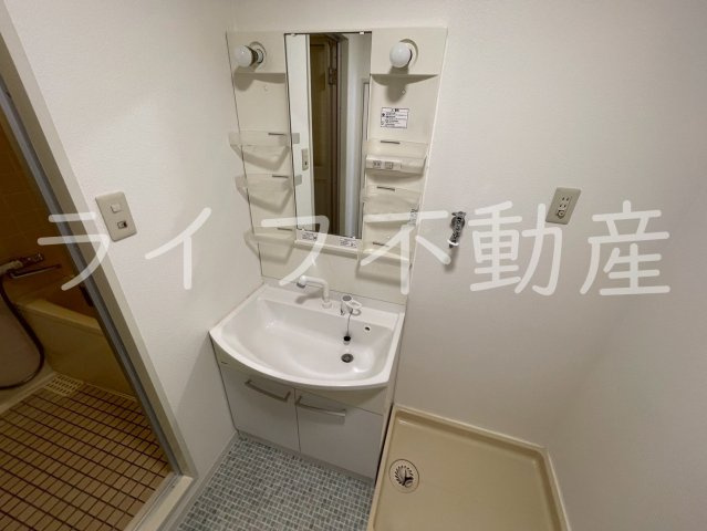 スターリースカイテラニシの独立洗面台|独立洗面台、朝の身支度には欠かせません