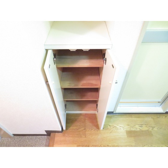 ２１オギサカ志村坂上の収納|シューズボックス