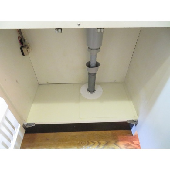 ２１オギサカ志村坂上の収納|キッチン下収納