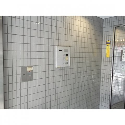 ２１オギサカ志村坂上のエントランス|エントランス