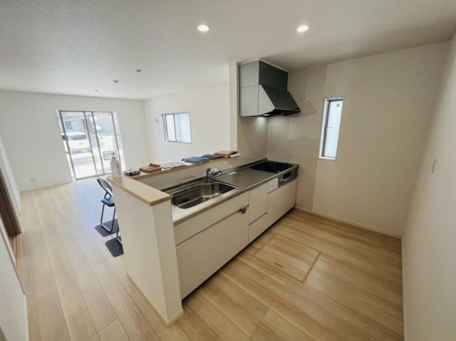 うるま市石川第７　３棟のキッチン