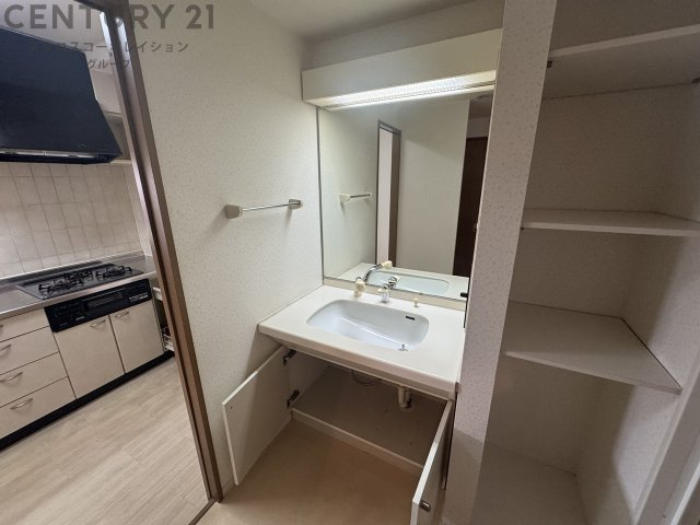 コンパクトで使いやすい洗面所