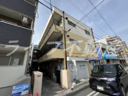 レジェンド小阪の外観|外観もきれいです