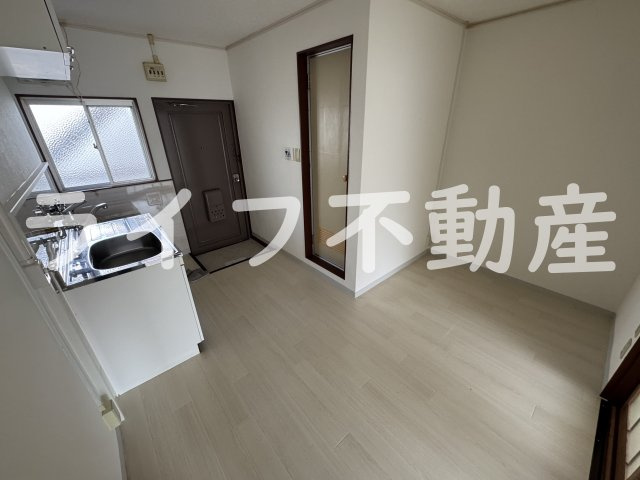 レジェンド小阪の内装|おしゃれな内装です