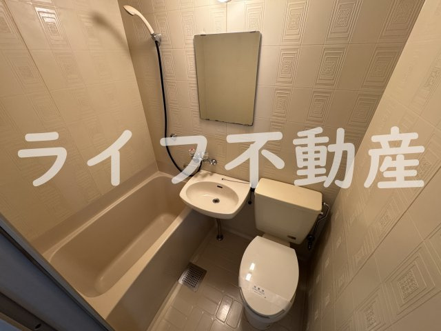 レジェンド小阪の浴室|きれいなお風呂です