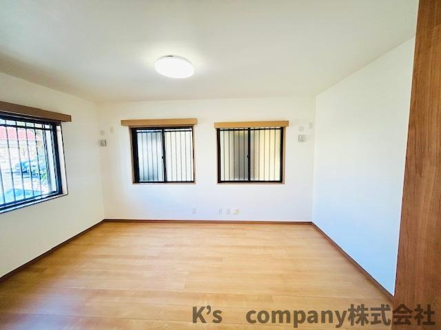 ●茅ヶ崎市浜之郷　中古戸建の子供部屋|洋室7.1帖◇お子様のお部屋や趣味のお部屋などにもお使いいただけます◇