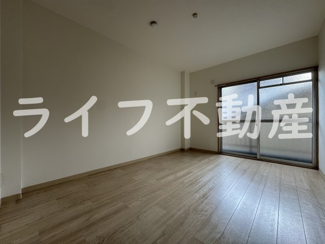 レジェンド小阪の居間・リビング|使いやすいリビングです