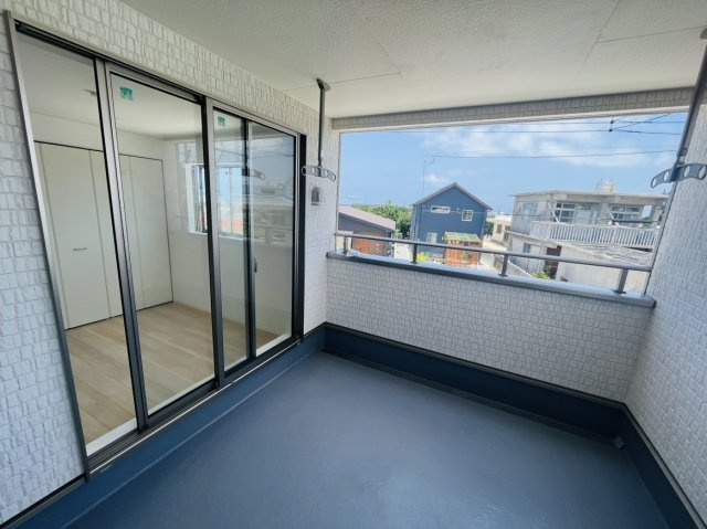 うるま市石川第７　4棟のバルコニー