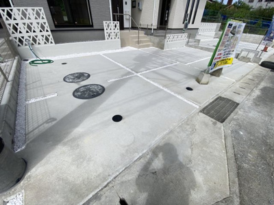 【駐車場】 | 豊見城市饒波（全3棟）ラスト2号棟 | 2号棟　並列駐車3台可♪