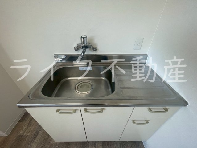 ダイヤペットパレスのキッチン|コンパクトなキッチンで掃除もラクラク