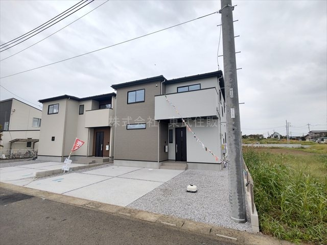 【前面道路含む現地写真】 | 坂戸市片柳5期　全2棟　1号棟 | 住環境良好です