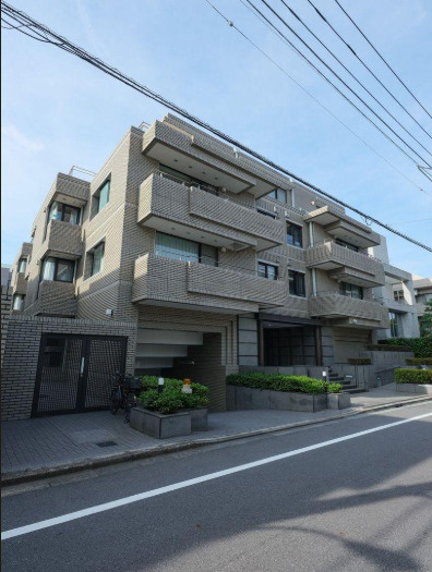 パレ市ヶ谷の外観