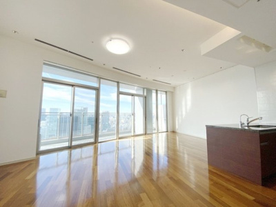 【居間・リビング】 | TOWER RESIDENCE TOKYO