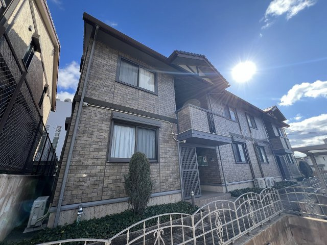 エスタシオン阪本の外観